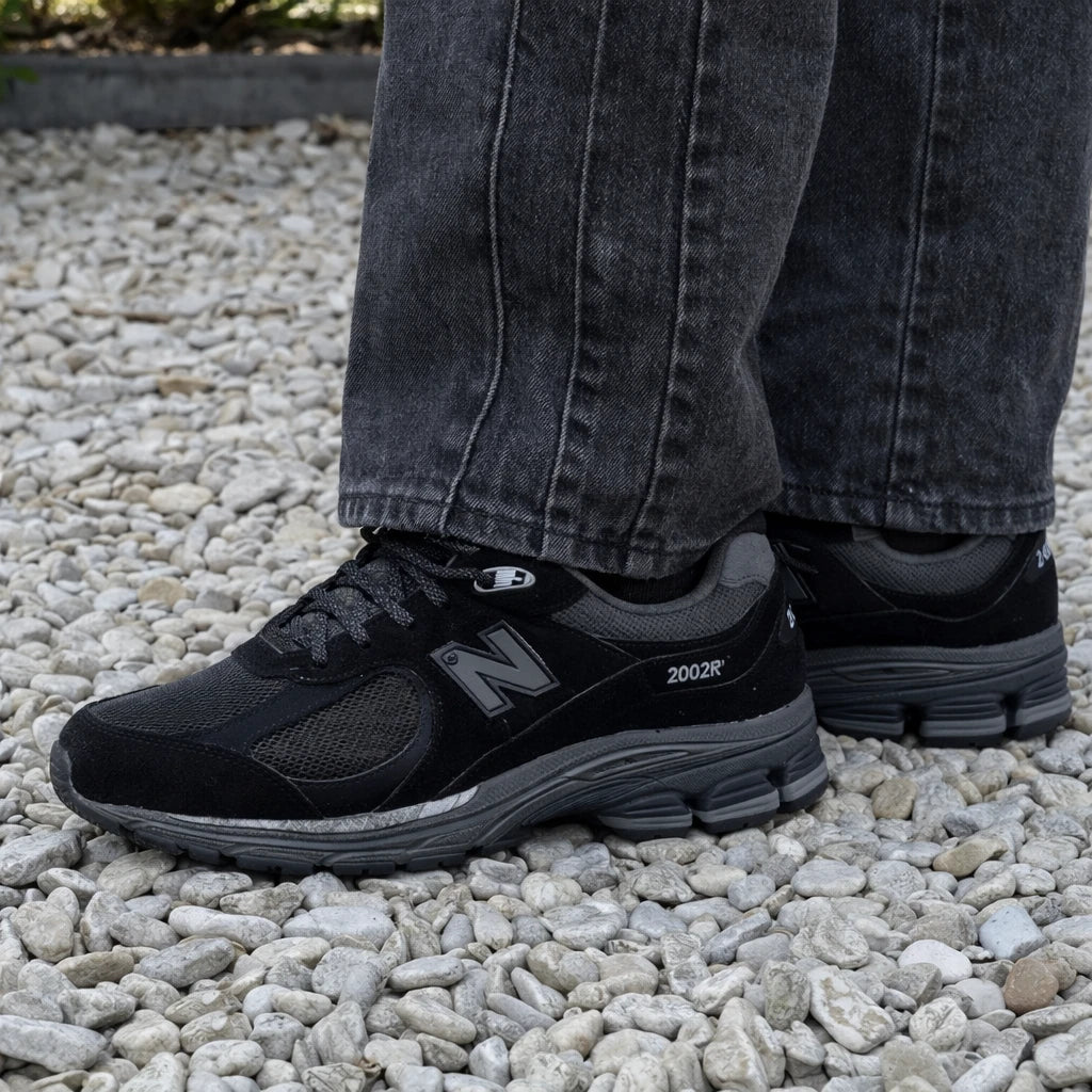 New Balance 2002R Ripstop Black