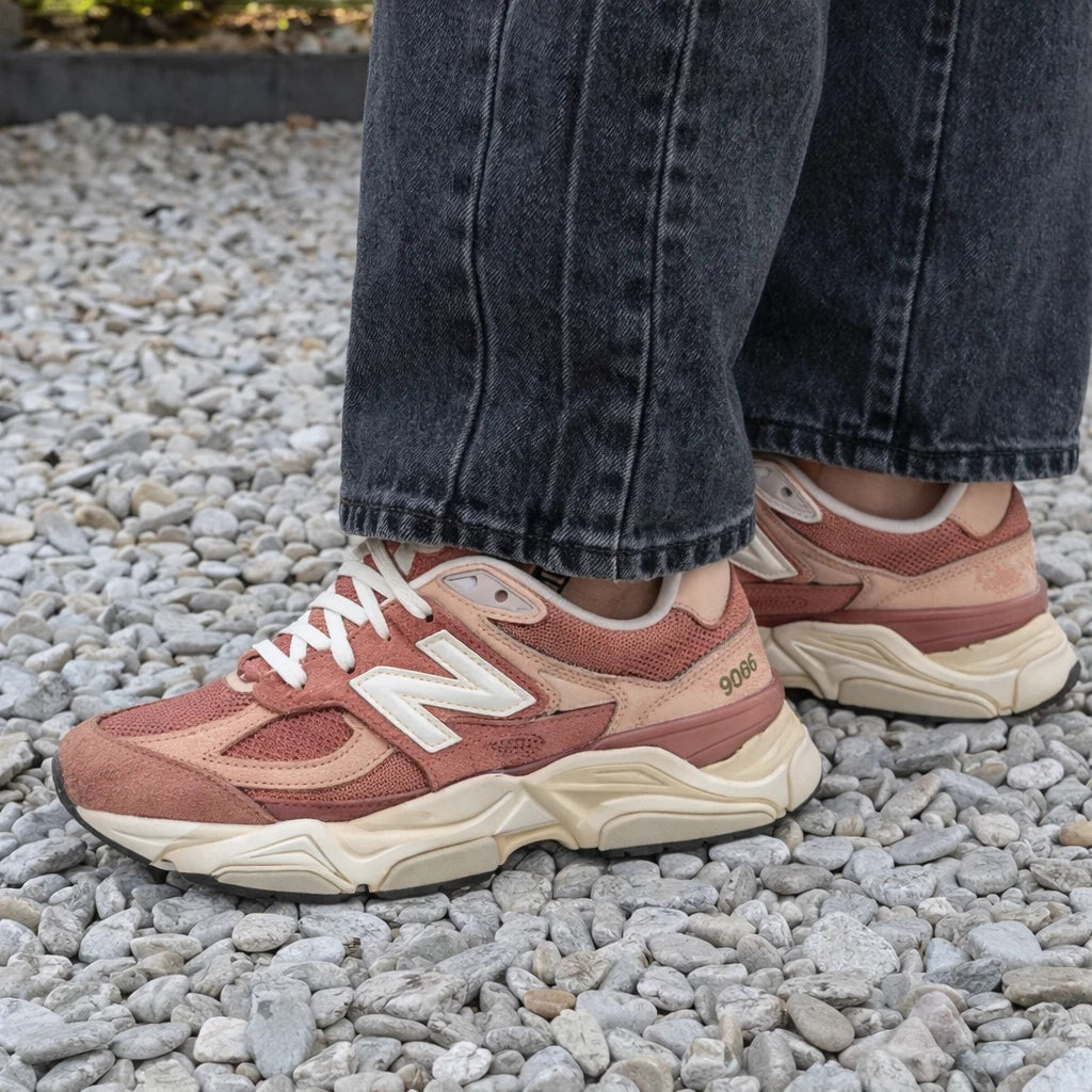 New Balance 9060 Sparrow Flat Taupe