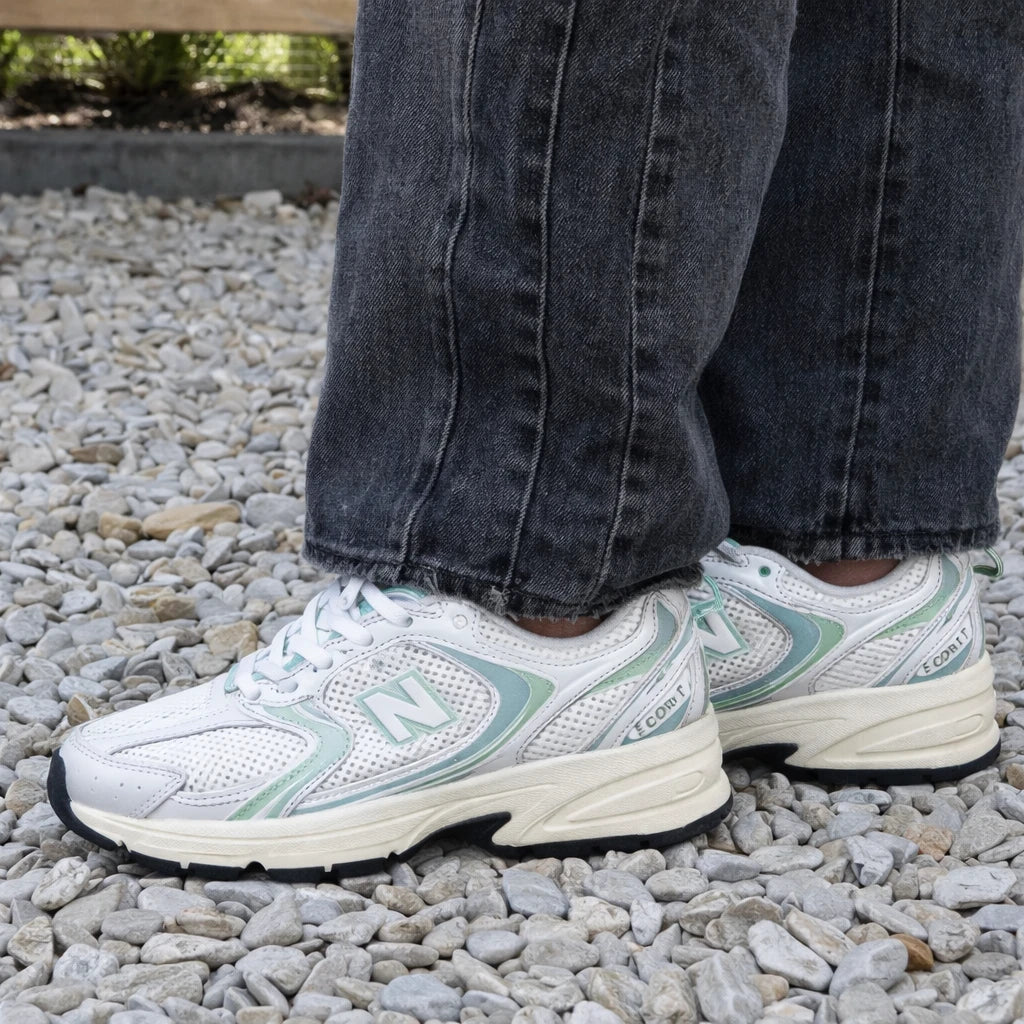New Balance 530 Silver Metallic Mosaic Green