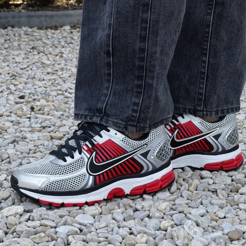 Nike Zoom Vomero 5 Bright Crimson Metallic Silver