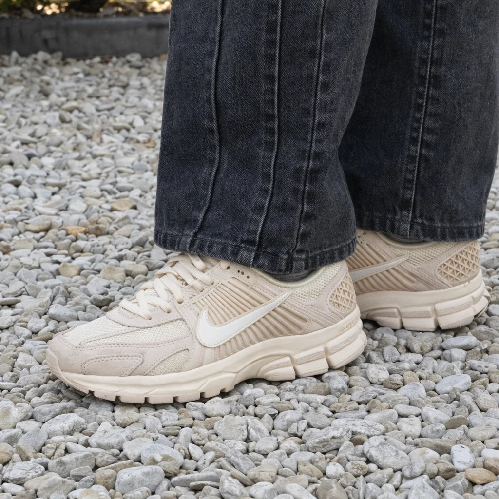 Nike Zoom Vomero 5 Light Orewood Brown