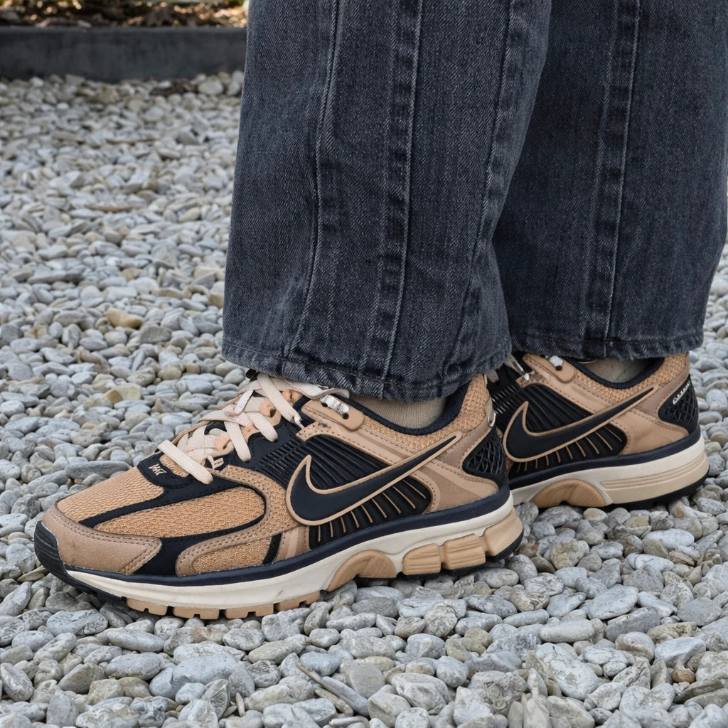 Nike Zoom Vomero 5 Sanddrift (Women's)