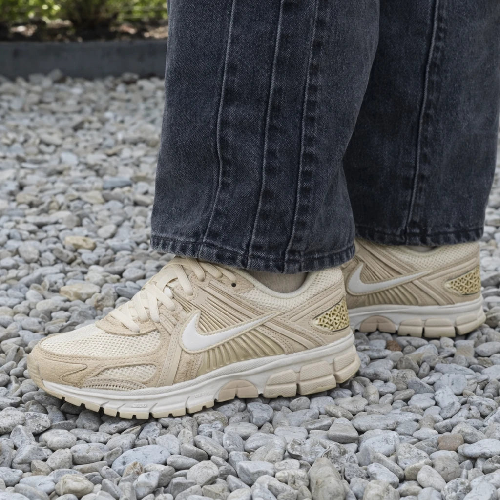 Nike Zoom Vomero 5 Beach Light Khaki (Women's)
