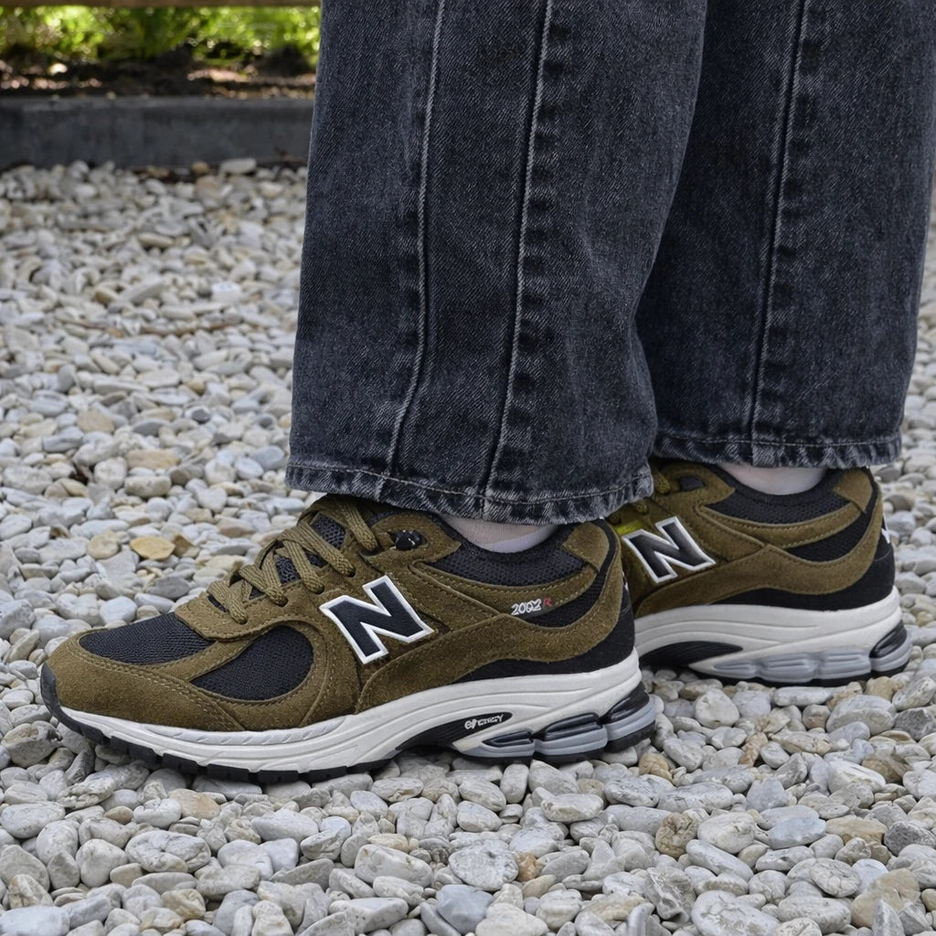 New Balance 2002R Woodland Black