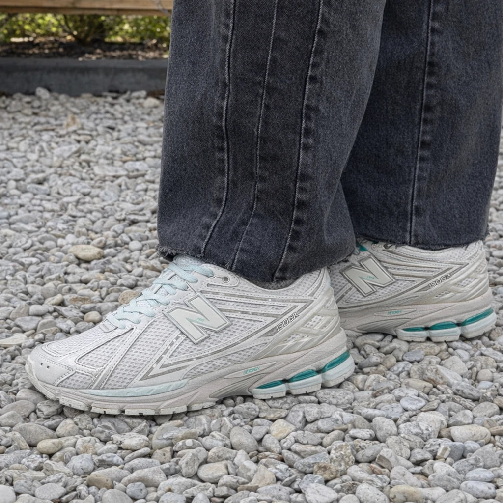 New Balance 1906 White Silver Grey
