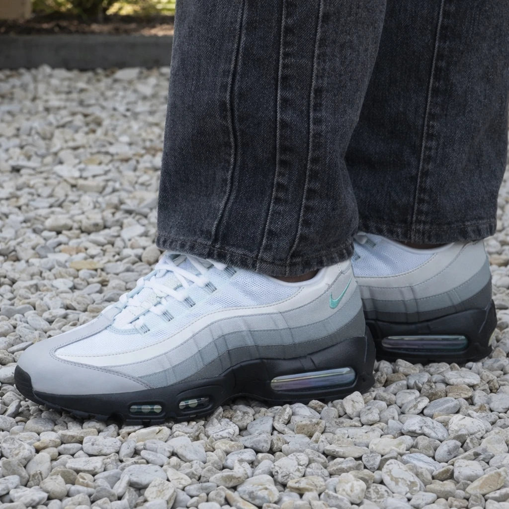 Nike Air Max 95 Big Bubble White Hyper Turquoise Pink Foam