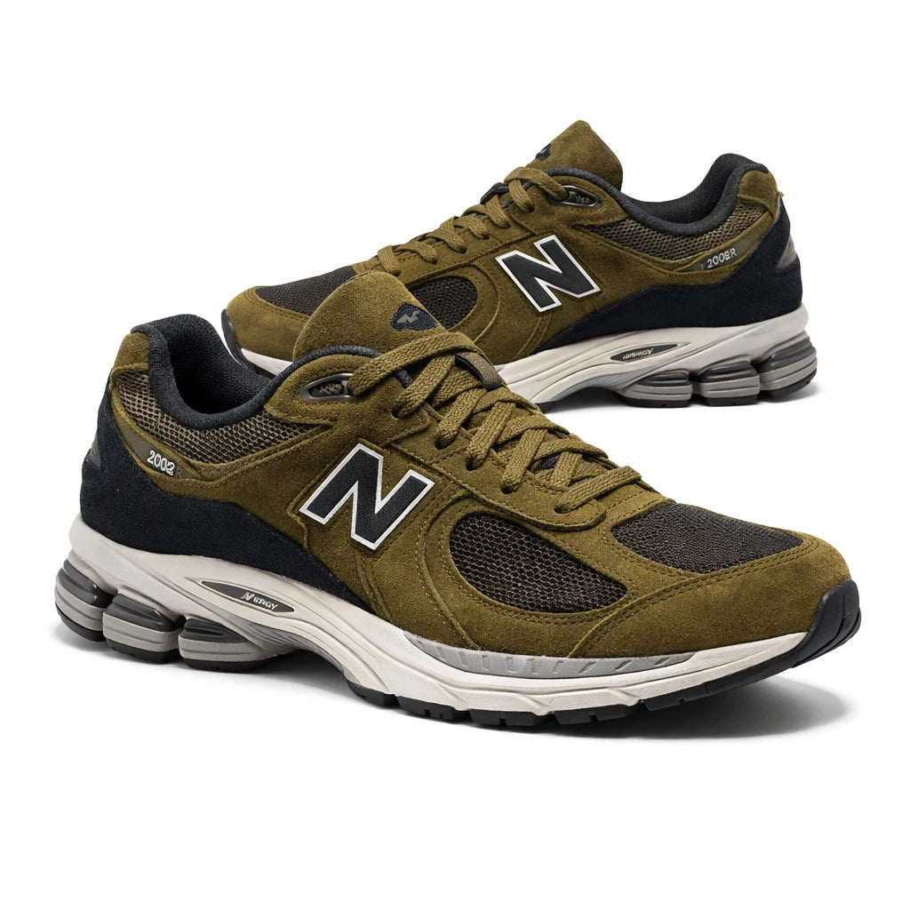New Balance 2002R Woodland Black