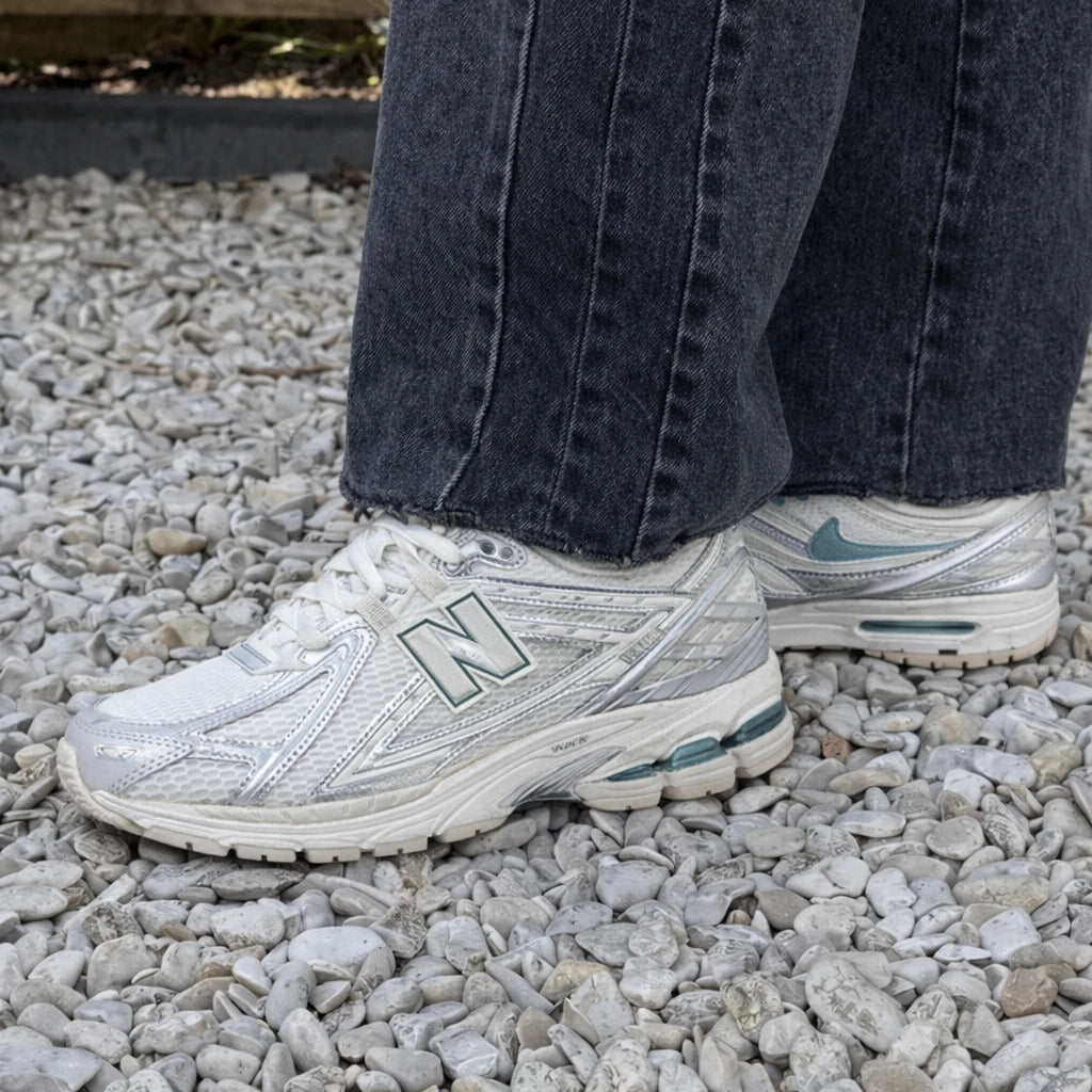 New Balance 1906R Silver Metallic Sea Salt