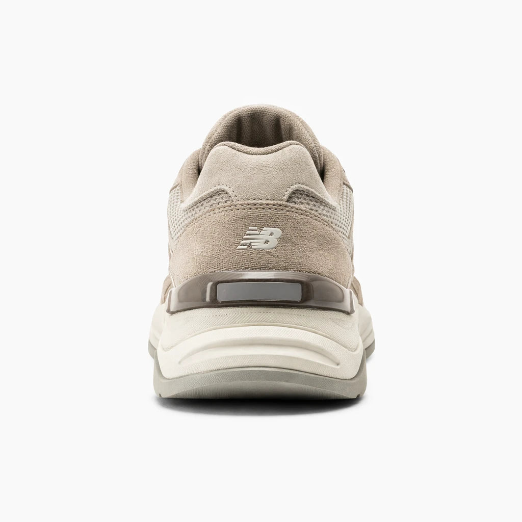 New Balance 9060 Mushroom
