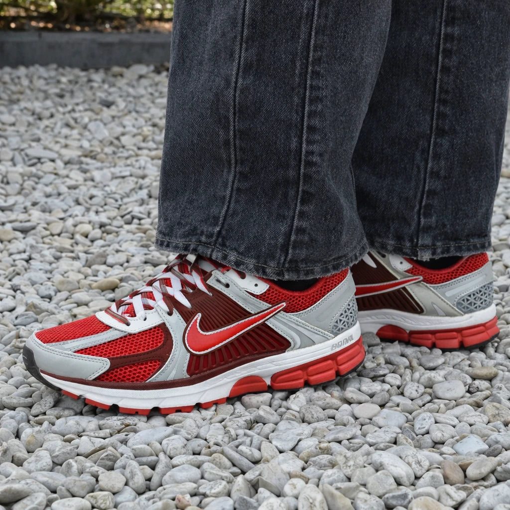 Nike Zoom Vomero 5 Mystic Red (Women's)