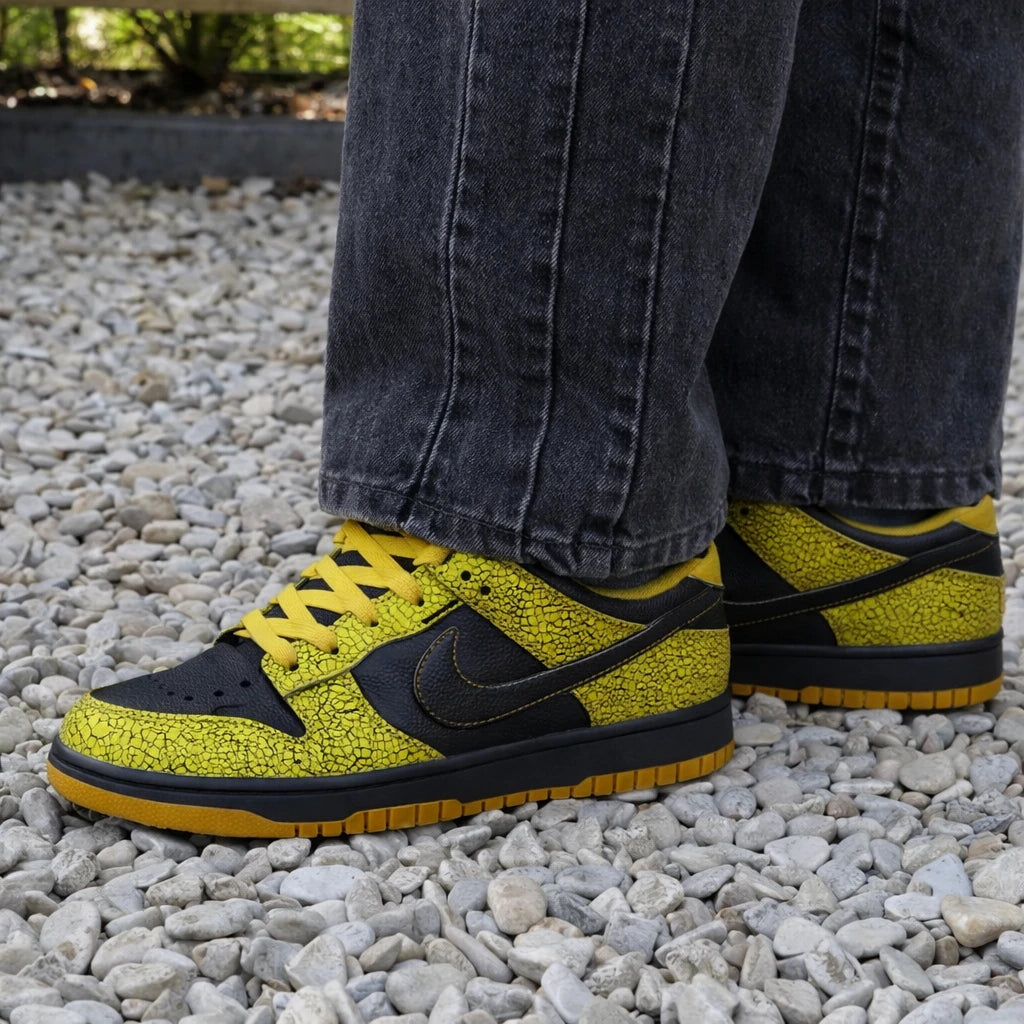 Nike Dunk Low Retro QS Halloween Skull