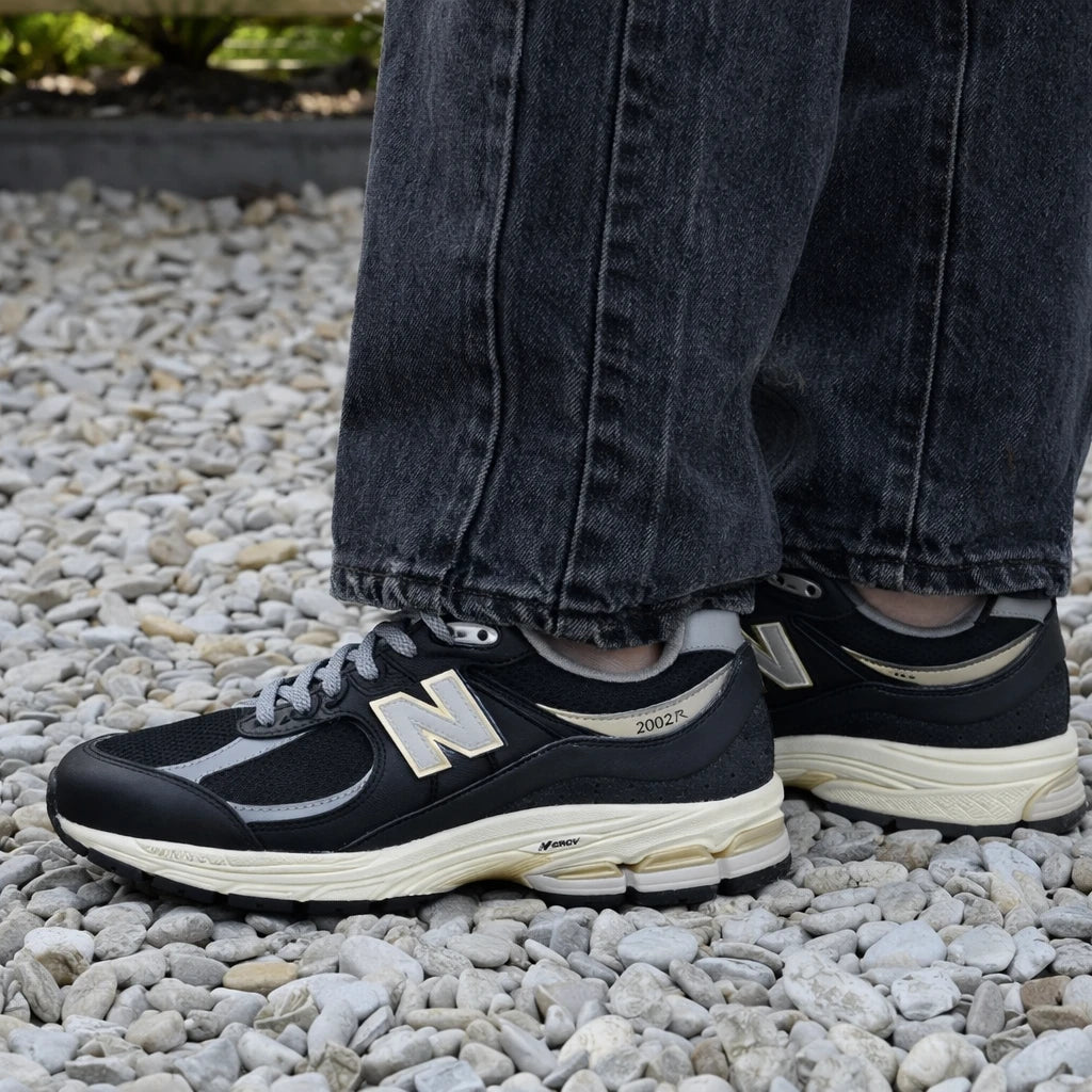 New Balance 2002R Black Sea Salt Gold Metallic