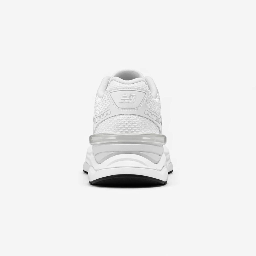 New Balance 9060 White/Grey Matter