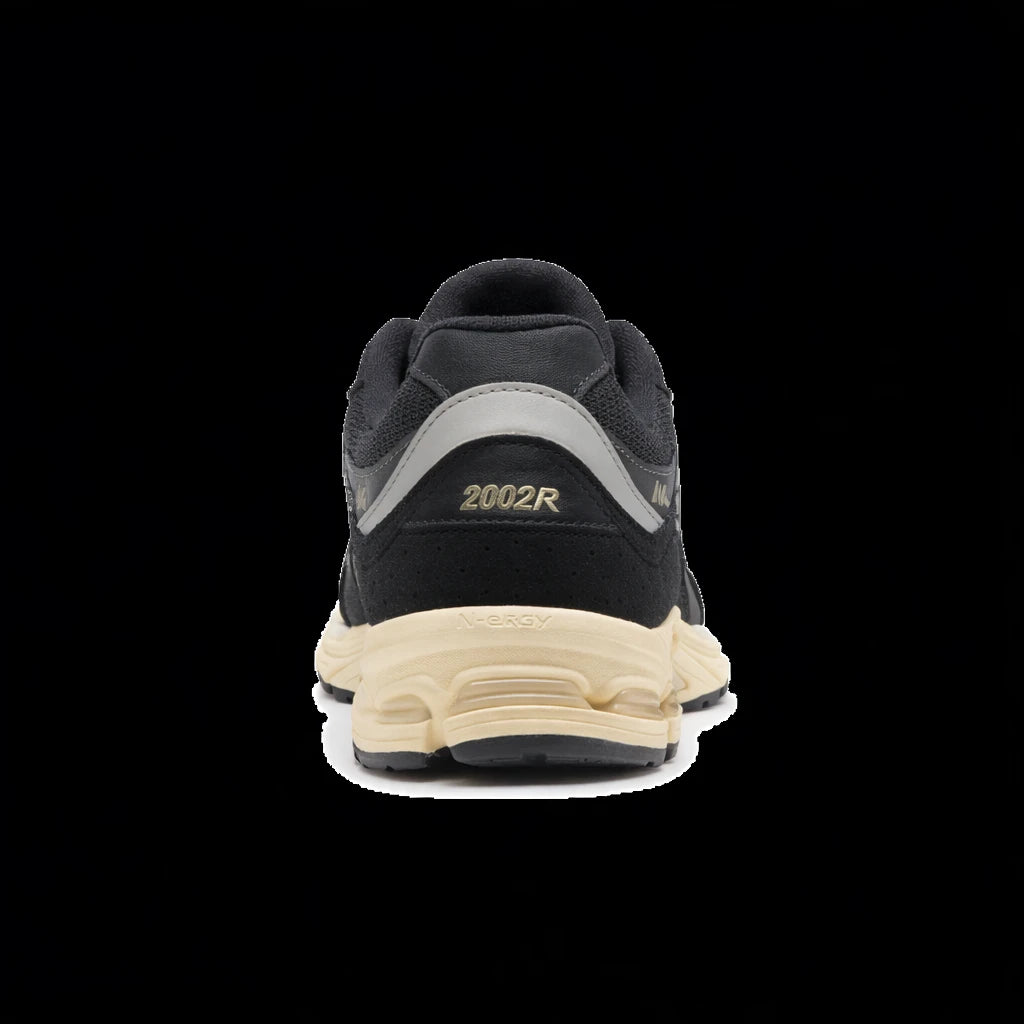 New Balance 2002R Black Vintage
